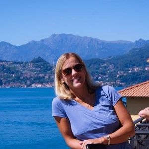 Meet your Posher, Andrea